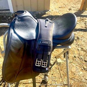 Bates Isabella Werth 17.5 Dressage Saddle Buffalo Leather